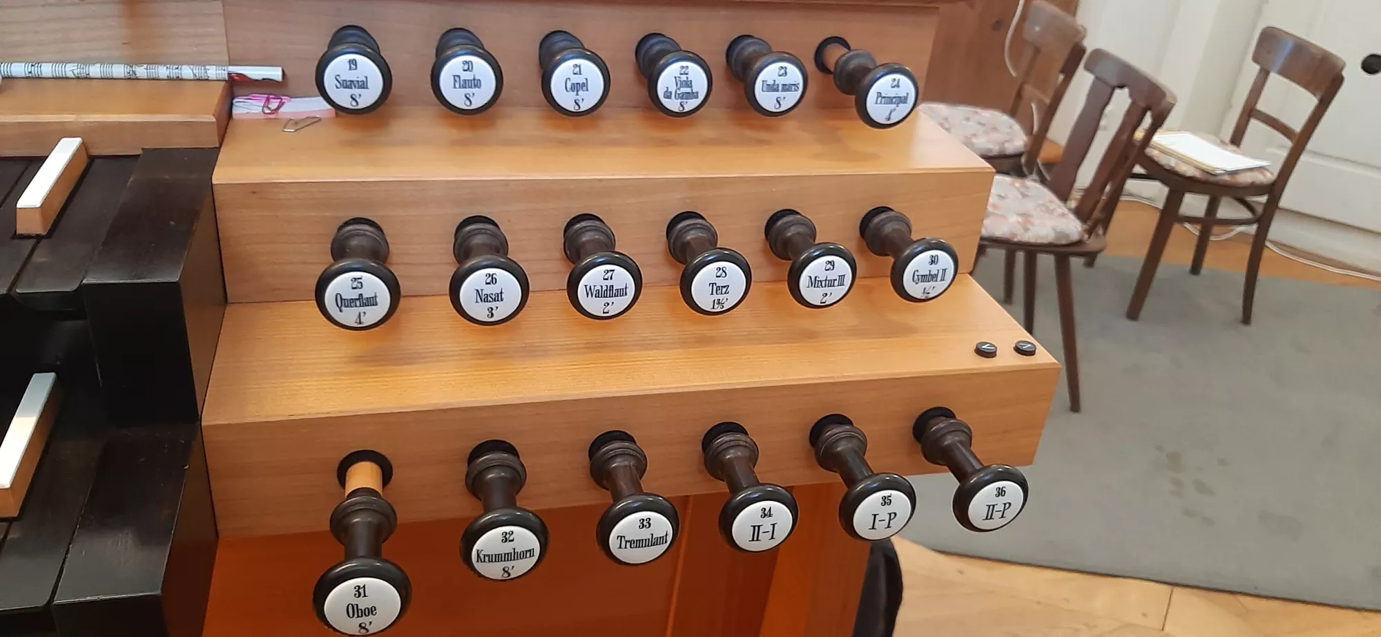 Spieltisch in der Orgel Rott am Inn