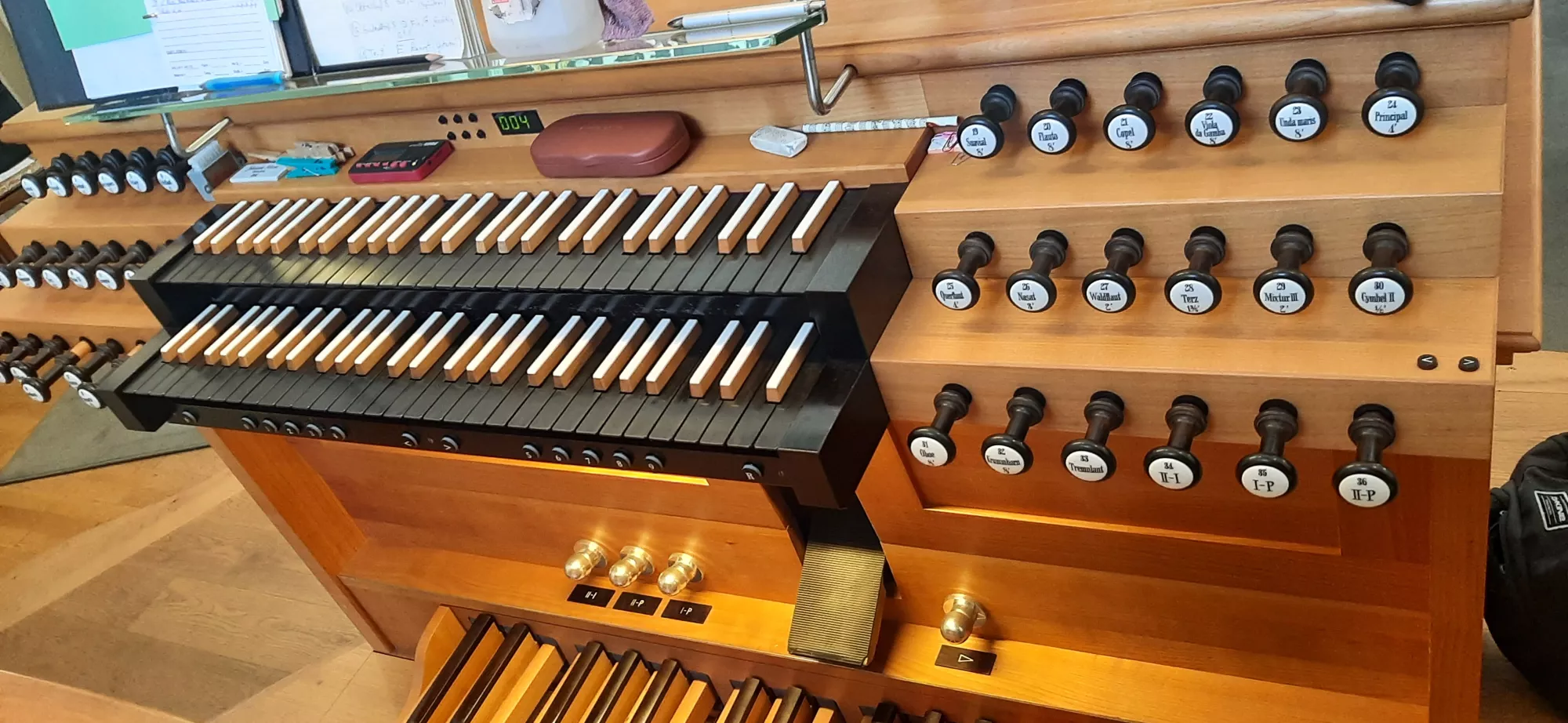 Spieltisch in der Orgel Rott am Inn
